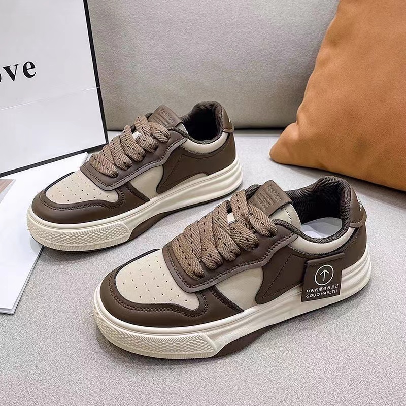 Factory Wholesale Lady Pu Leather Sneaker Shoes